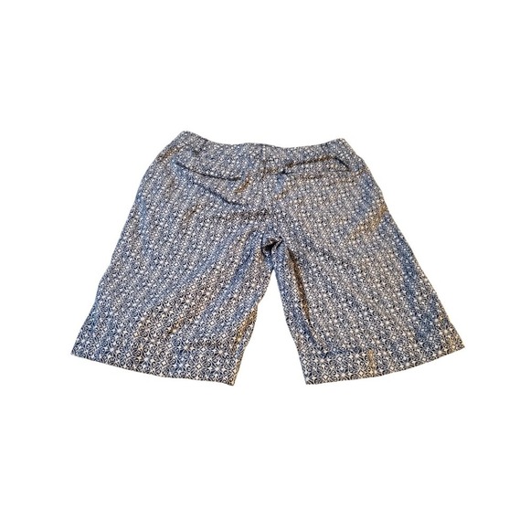 Athleta Bermuda Shorts Womens Blue White 6 Stretch Cuffed All Over Print  #44257 - Picture 8 of 16